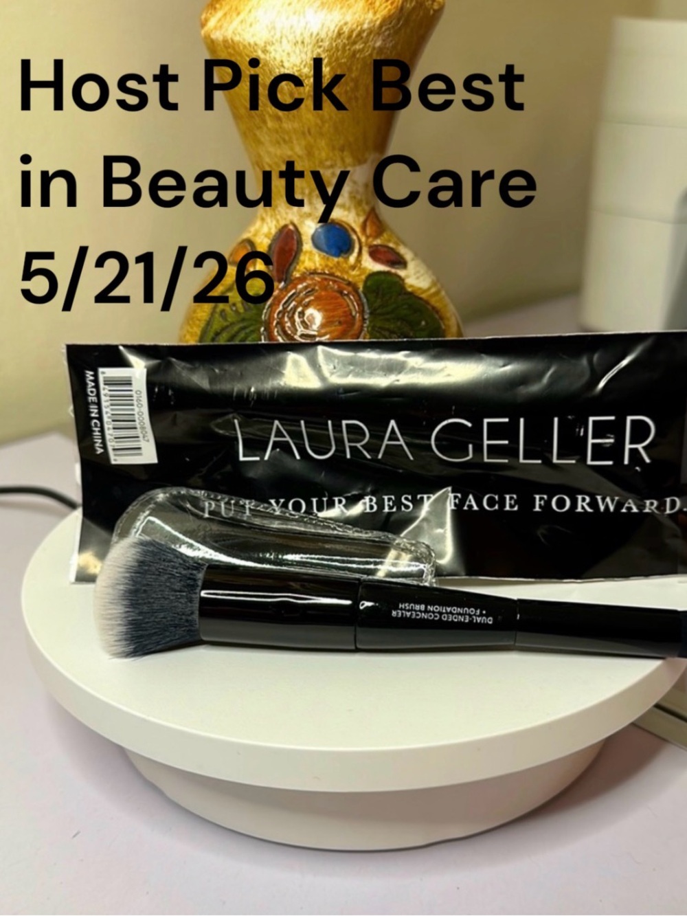 “HP” Laura Geller Dual-Ended Concealer + Foundation Brush